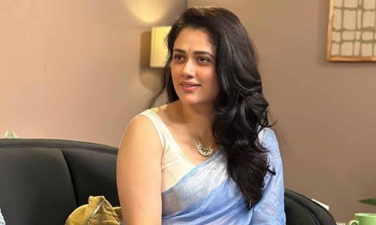 Girija Oak Receives Disturbing Messages From Fake Profiles Inquiring “Rate Per Night.” How Disgusting!