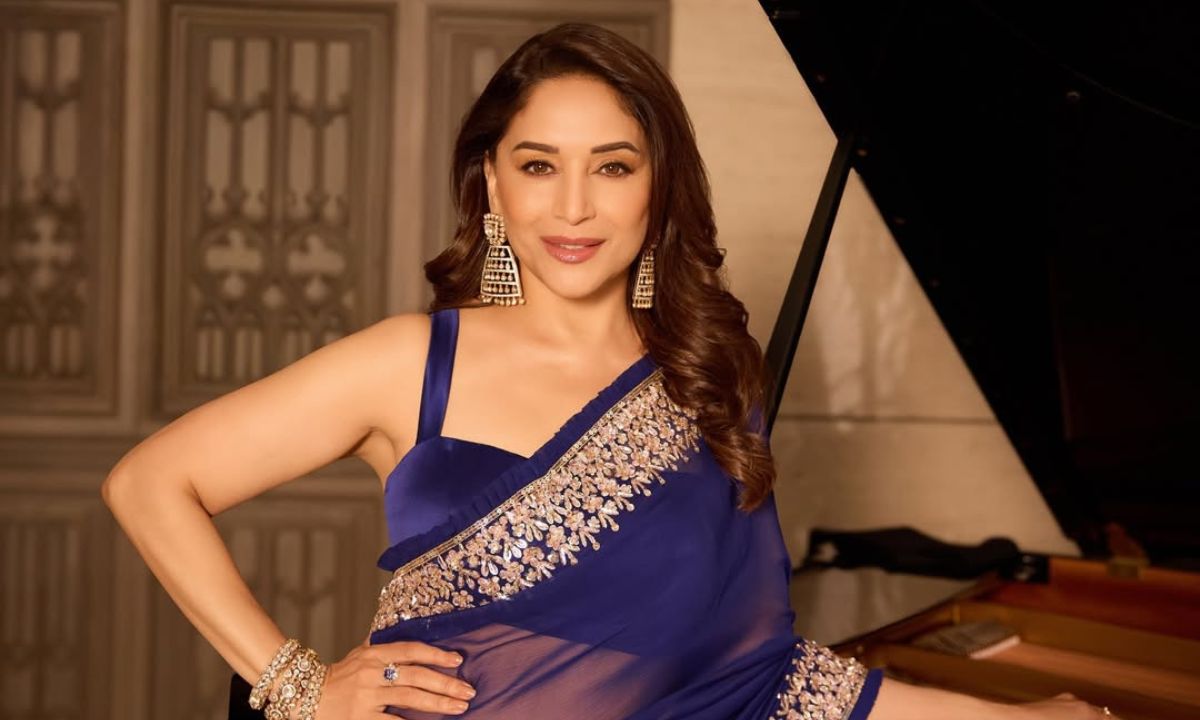 Madhuri Dixit Fans Are Disappointed With Live Event In Toronto, Call It A Waste Of Money!