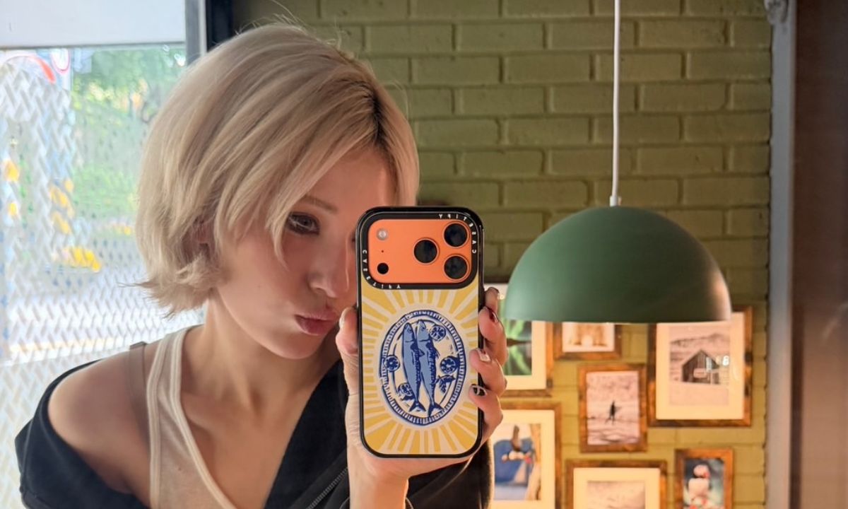 somi-beauty-brand-glyf-red-cross-logo-pr-package-controversy