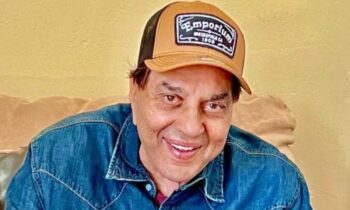 Veteran Actor Dharmendra Admitted To ICU, Put On Ventilator: Reports