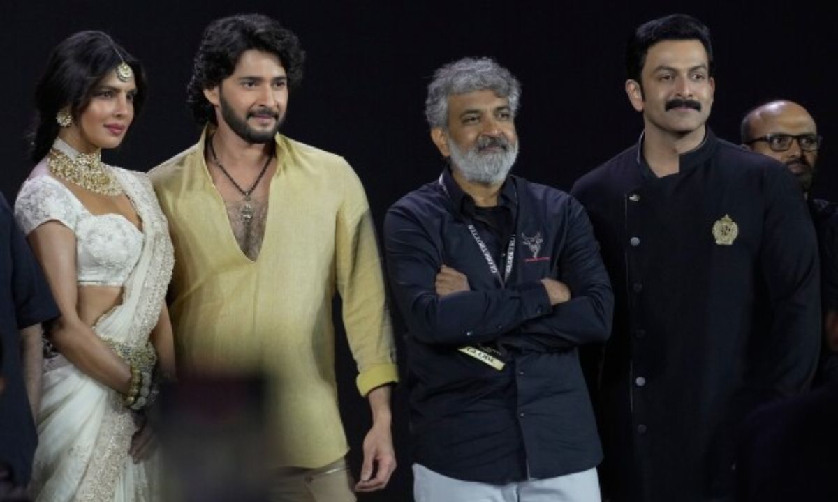 ss-rajamouli-varanasi-mahesh-babu-priyanka-chopra-prithviraj-title-card-release