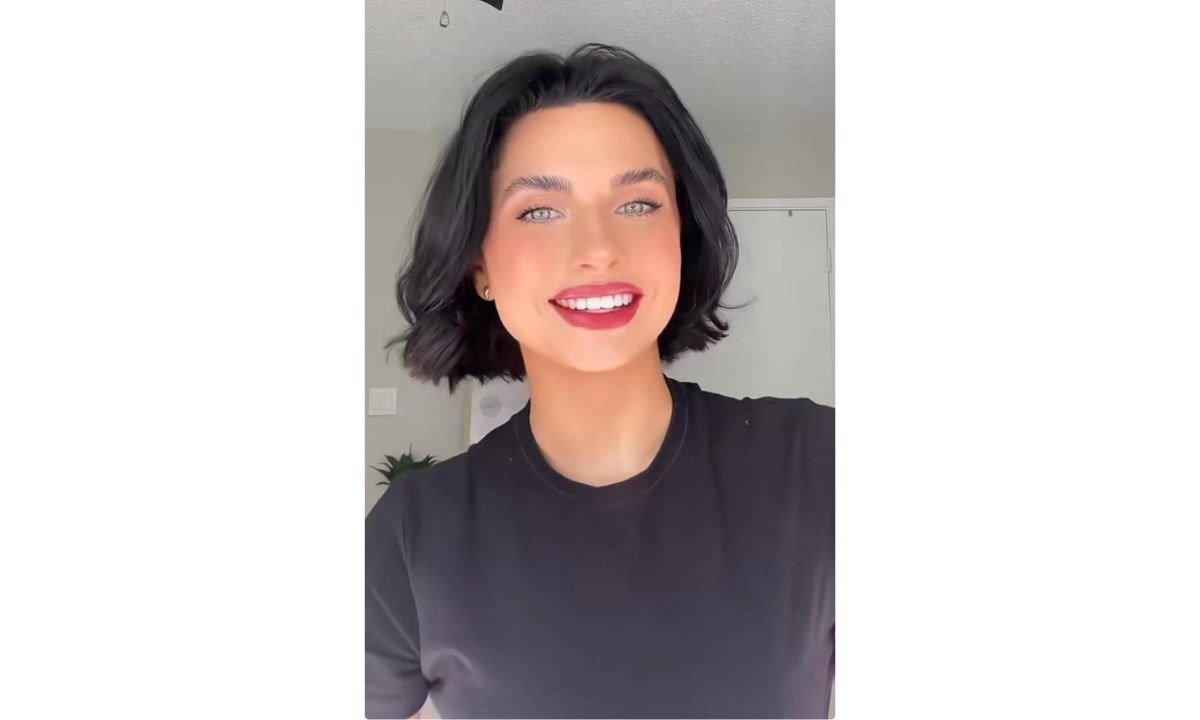 2025-makeup-metallic-dewy-skin-lipstains-blush-5-beauty-trends