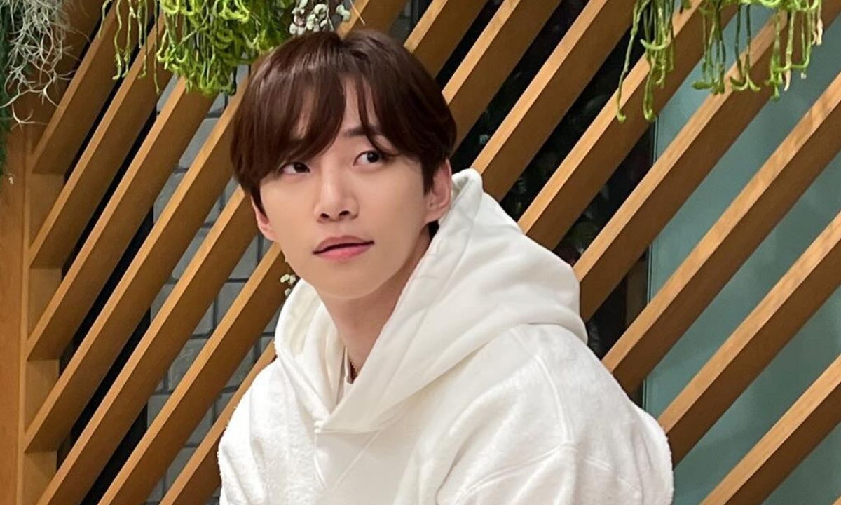 Dear Single Girls, Typhoon Family Star Lee Jun Ho Is “Too Busy” To Date But Open To Love Finding Him!