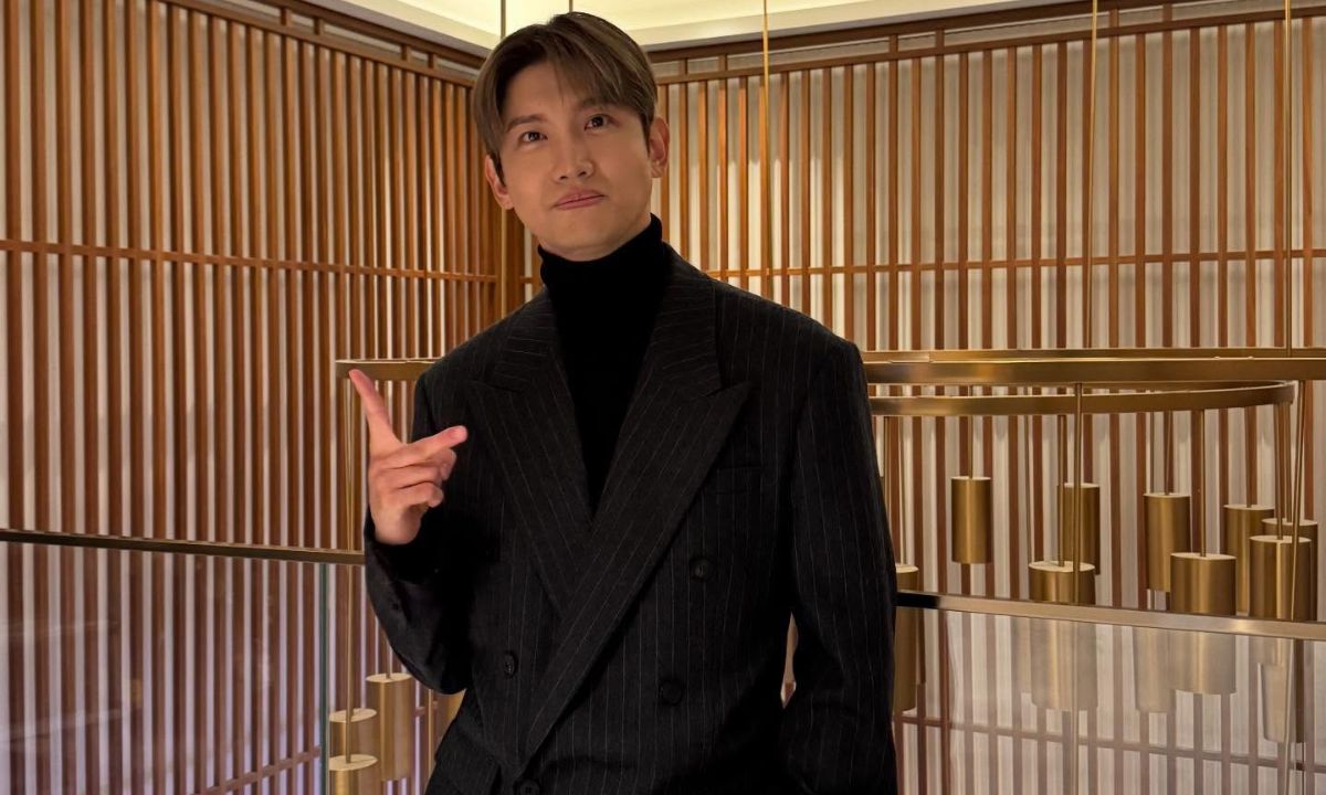 Is TVXQ! Max Changmin’s Latest Photocard Controversial? Netizens Are Currently Divided!
