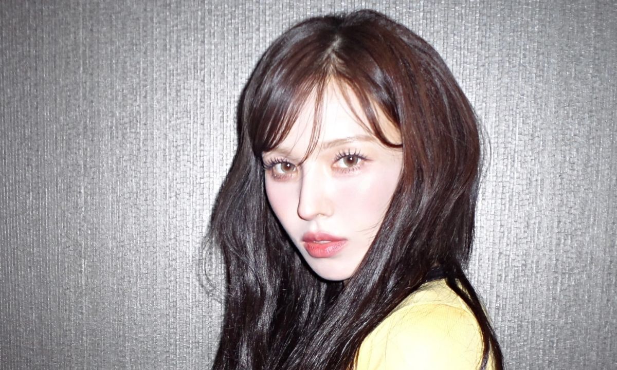 Is Red Velvet’s Wendy Engaged? Fans Go Wild After Her Recent Public Appearance!