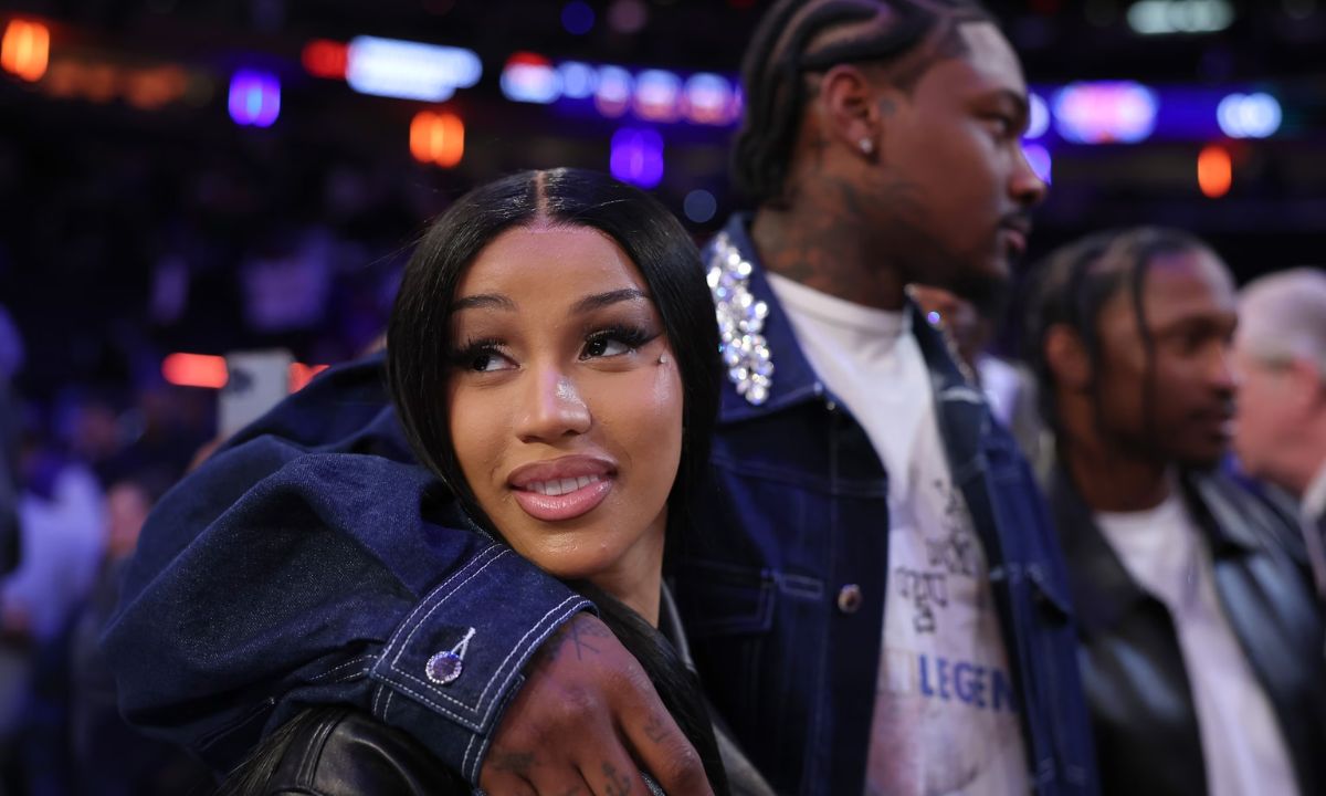 heres-why-cardi-b-didnt-celebrate-christmas-with-boyfriend-stefon-diggs
