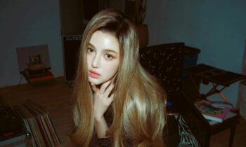 Here’s Why Fans Think NewJeans Danielle Might Join The Black Label After ADOR Contract Termination Here’s Why Fans Think NewJeans Danielle Might Join The Black Label After ADOR Contract Termination