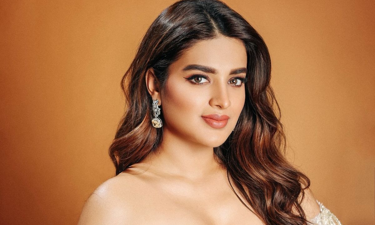 Case Filed Against Hyderabad’s Lulu Mall, Event Organisers After Nidhhi Agerwal Got Mobbed