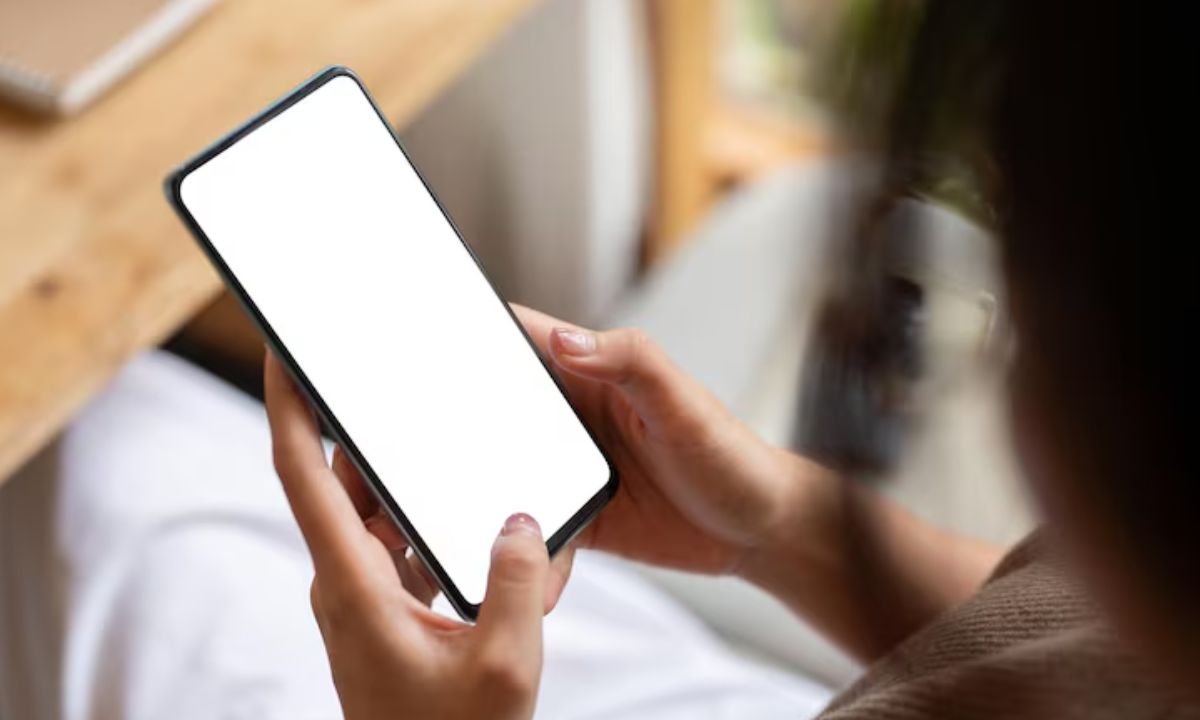 Is Viral 19 Minute Video A Scam? Cyber Experts Issue Serious Warning