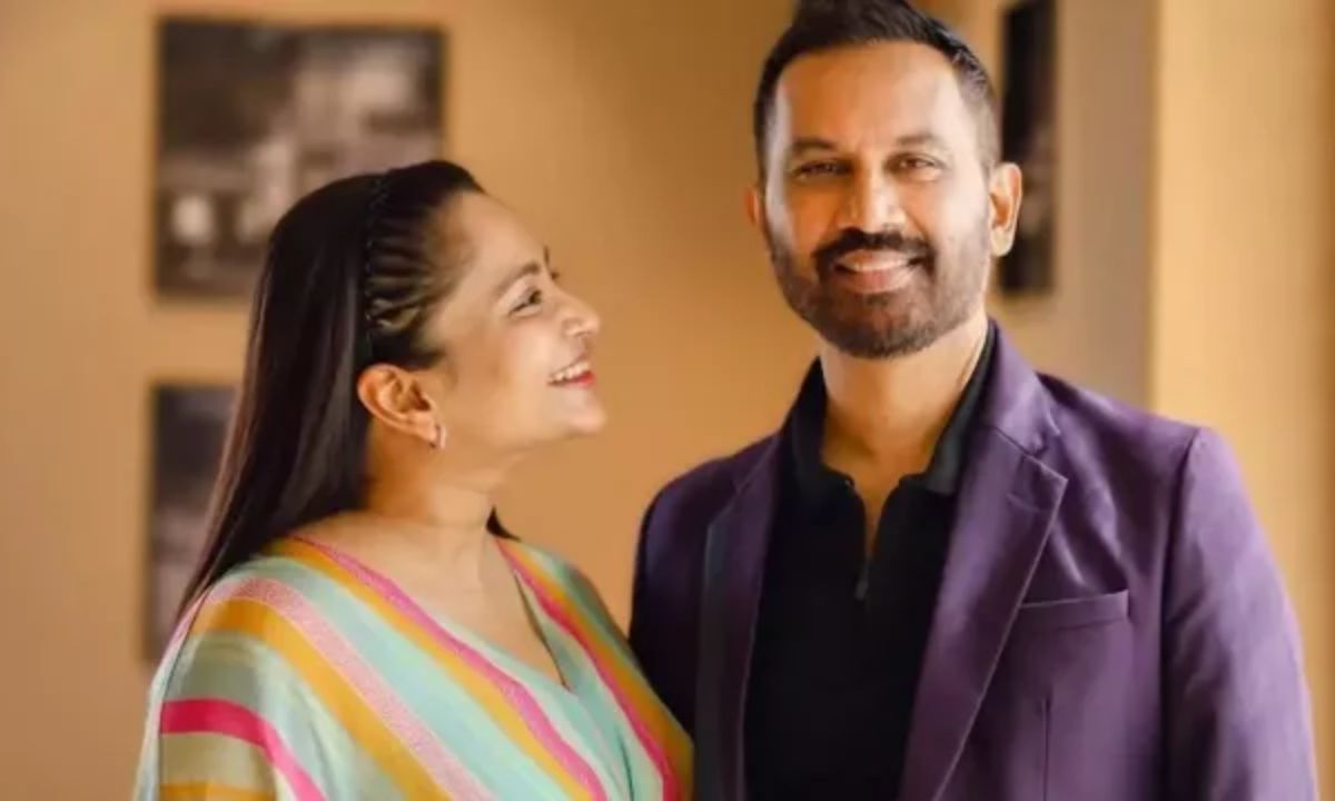 who-is-raj-nidimoru-ex-wife-shhyamali-de-assistant-director-has-ties-with-bollywood-samantha-ruth-prabhu