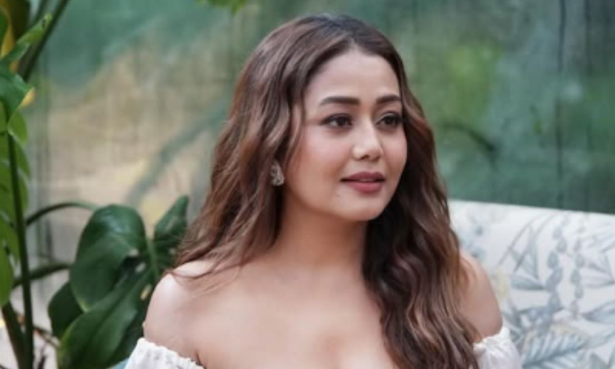 Did Neha Kakkar Announce Break From Social Media, Relationships? All We Know