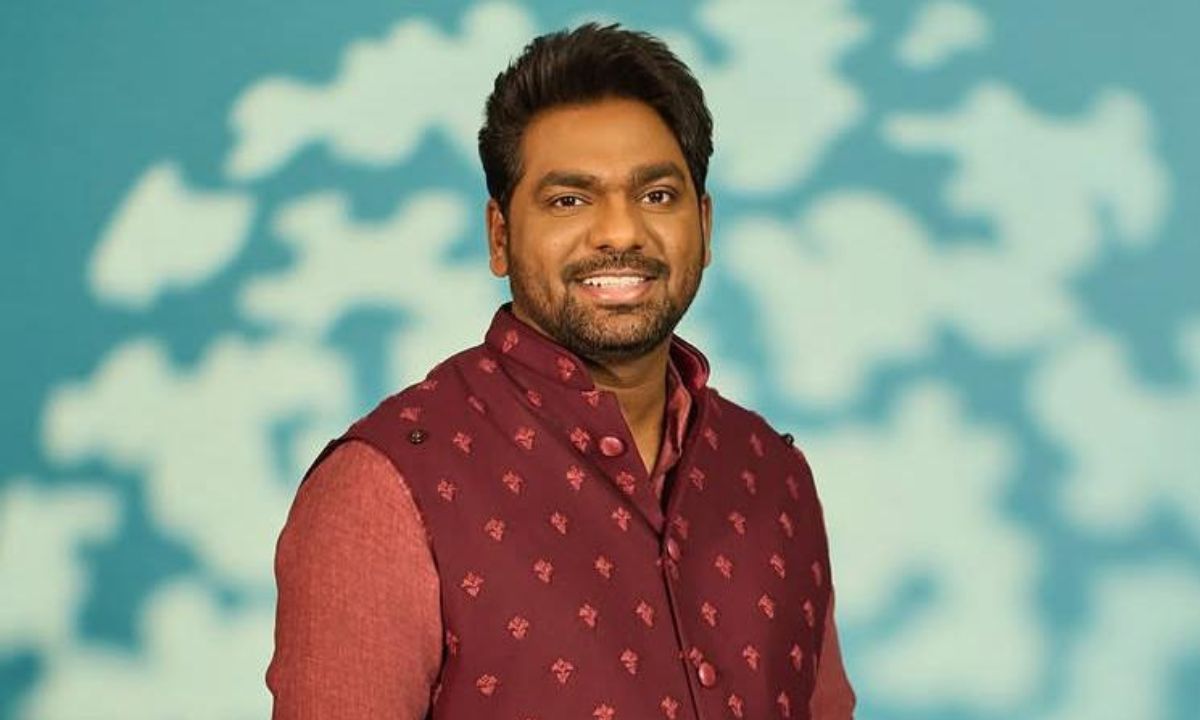 Stand Up Comedian Zakir Khan Announces Career Break Due To Health Reasons! So Sad