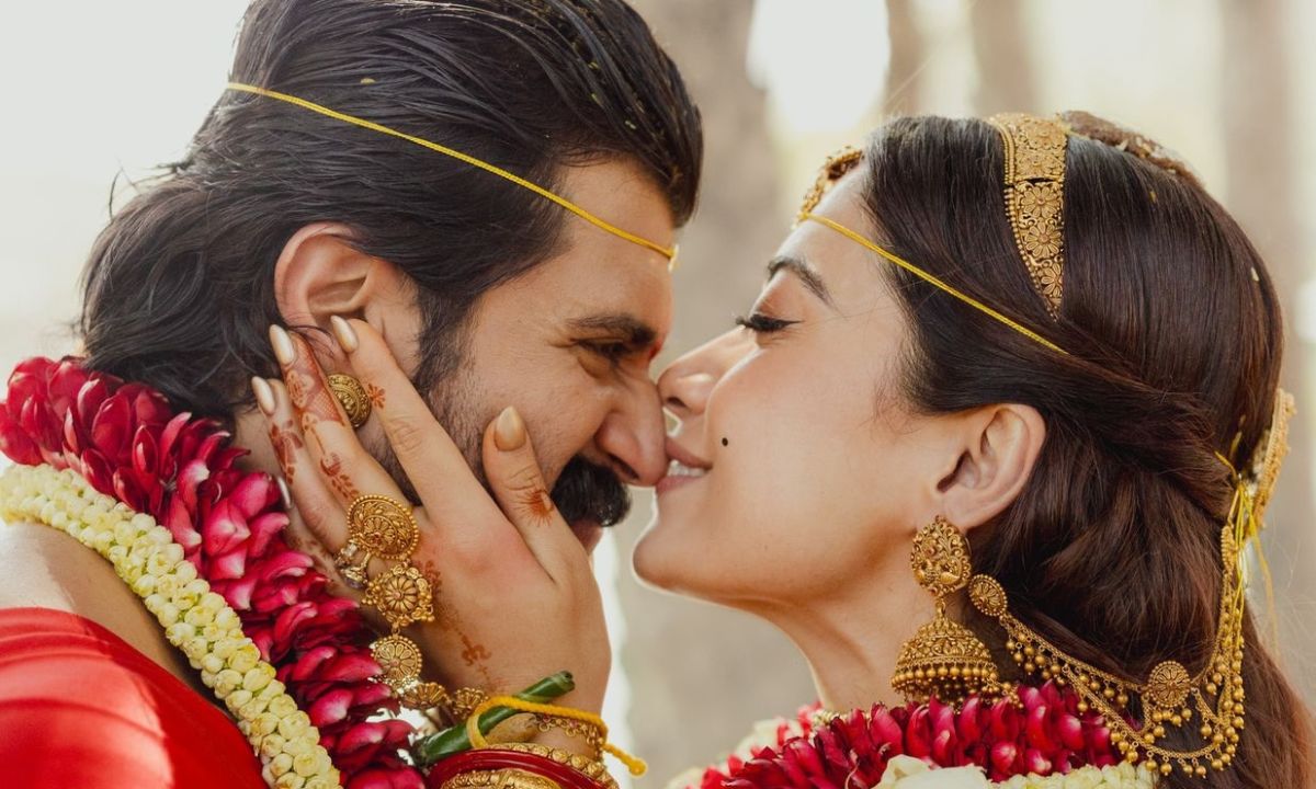 Rashmika Mandanna’s Favourite Desserts Made It To The Wedding Menu Thanks To Vijay Deverakonda. Couple Goals!