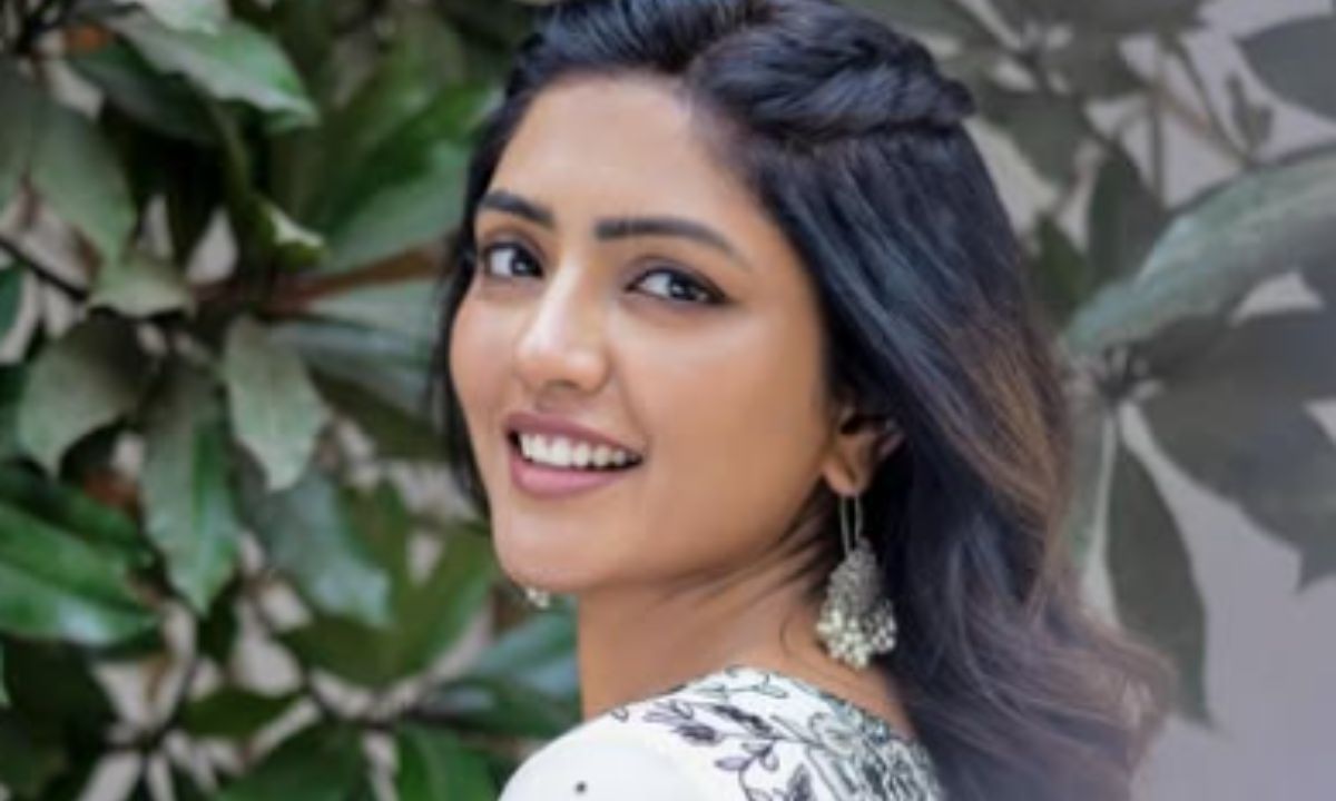 Telugu Actor Eesha Rebba Files FIR Against Social Media Page For ‘Derogatory’ Remarks