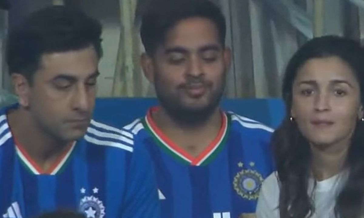 Ind Vs Eng: Ranbir Kapoor, Alia Bhatt, More Celebrities Grace Wankhede Stadium To Root For Team India
