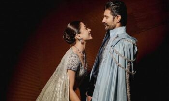 Rashmika Mandanna’s THIS Romantic Gesture For Vijay Deverakonda Has Us Going “Aww” Rashmika Mandanna’s THIS Romantic Gesture For Vijay Deverakonda Has Us Going “Aww”