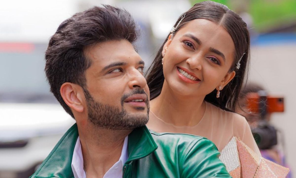 Twitter Post Claims Tejasswi Prakash, Karan Kundrra Are Married!