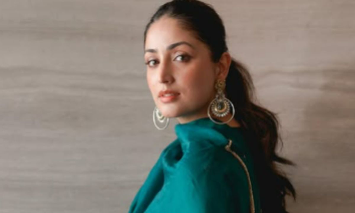 Yami Gautam Addresses ‘Liked’ Reel Shading Kriti Sanon, Says It Was Accidental!