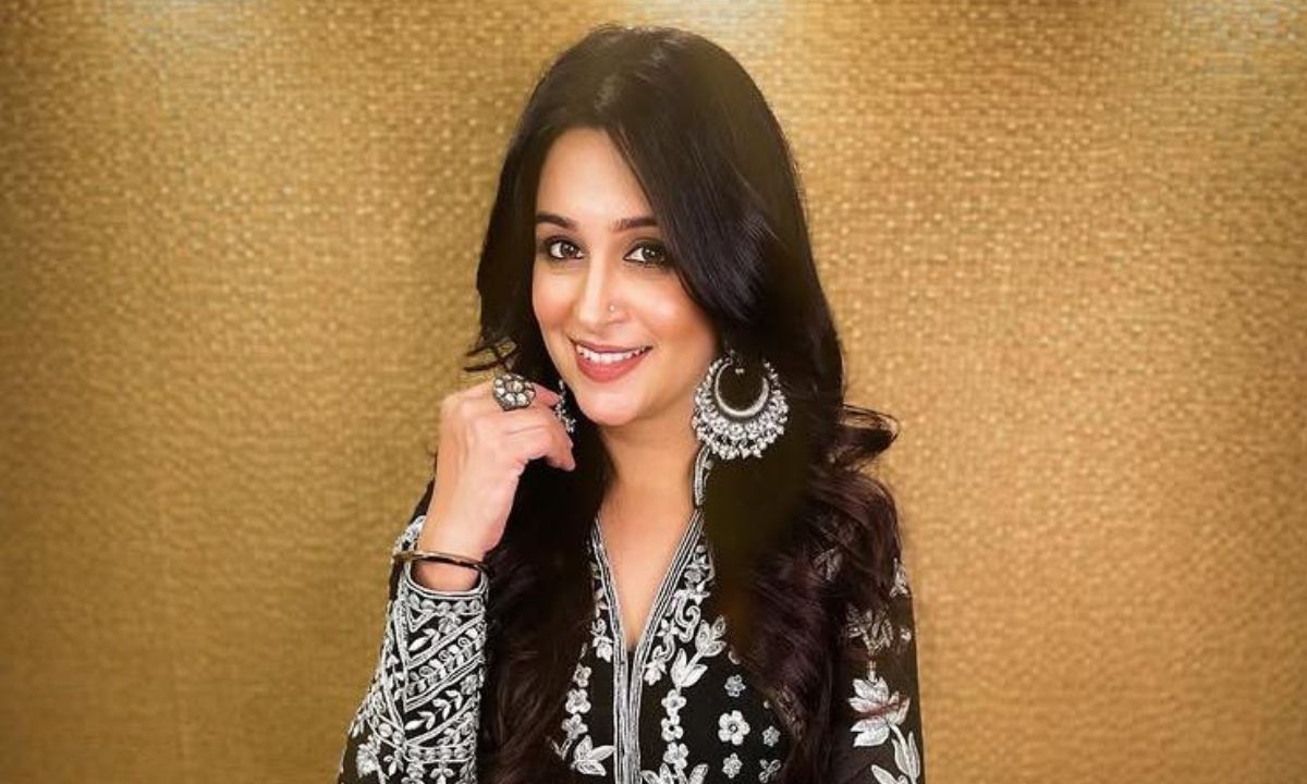 Dipika Kakar Admits To Feeling Anxious After Cyst Recurrence, Says Women Are Stronger Than They Think!