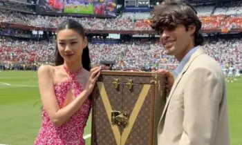 FIFA WC Final: Meet Jung Ho-yeon, Squid Game Actor Who Carried The Special Trophy Trunk! FIFA WC Final: Meet Jung Ho-yeon, Squid Game Actor Who Carried The Special Trophy Trunk!