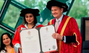 Rani Mukerji Gets Emotional As She Receives La Trobe University’s Honorary Doctorate. Proud Moment! Rani Mukerji Gets Emotional As She Receives La Trobe University’s Honorary Doctorate. Proud Moment!