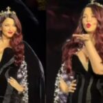 Aishwarya Rai Looks Gorgeous In THIS Black Velvet Gown At Paris Fashion Show!