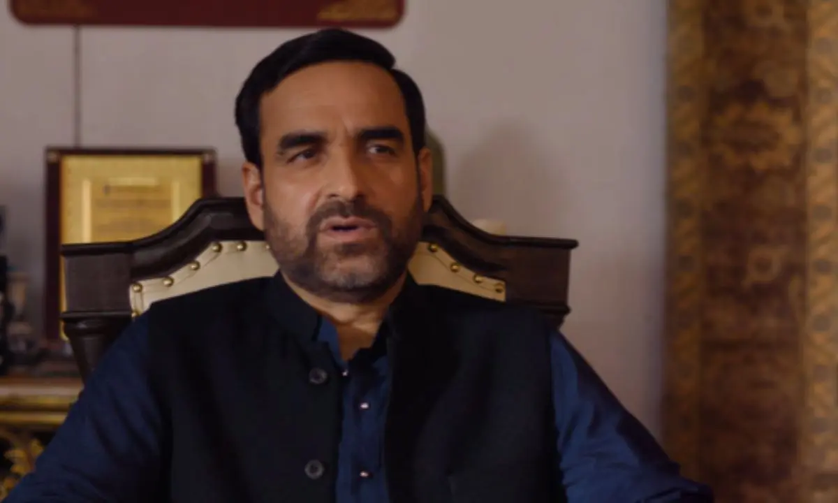 Mirzapur: The Film Review:  Pankaj Tripathi, Rasika Duggal Starrer Brings Back The Bhaukaal We Missed!